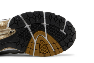 New Balance 1906R White Metallic Gold