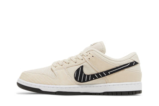 SB Dunk Low Albino & Preto