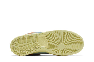 SB Dunk Low Orange Emerald Rise