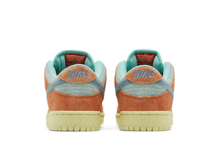 SB Dunk Low Orange Emerald Rise