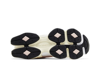 New Balance 9060 Crystal Pink