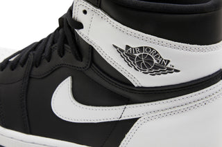 Jordan 1 Retro High OG Black White