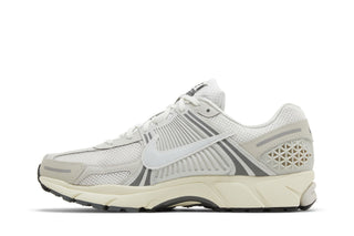 Nike Zoom Vomero 5 Platinum Tint