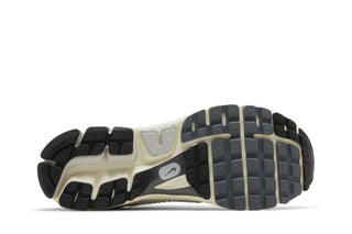 Nike Zoom Vomero 5 Platinum Tint