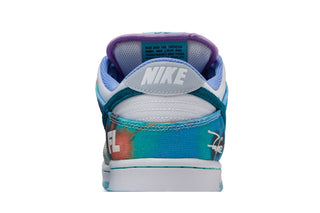 SB Dunk Low Futura Laboratories Bleached Aqua