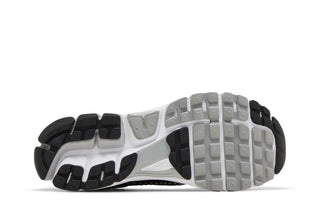 Nike Zoom Vomero 5 Metallic Silver Black