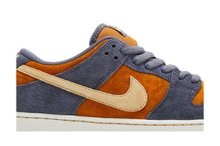 SB Dunk Low Light Carbon Monarch