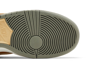 SB Dunk Low Light Carbon Monarch