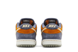 SB Dunk Low Light Carbon Monarch