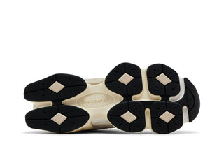 New Balance 9060 Linen Dark Juniper