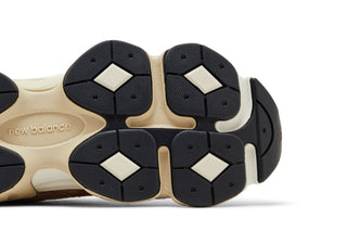New Balance 9060 Sparrow Flat Taupe