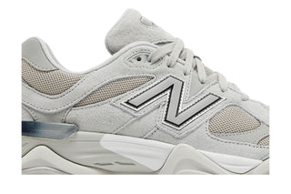 New Balance 9060 Silver Metallic Grey