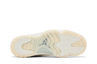 Jordan 11 Retro Pearl