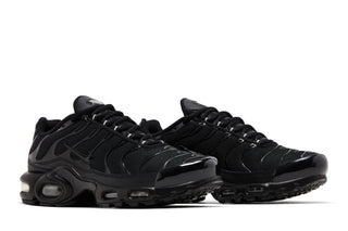 Nike Wmns Air Max Plus 'Triple Black'
