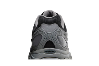 Saucony ProGrid Omni 9 Armor Grey