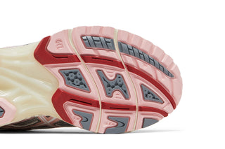 ASICS Gel-Nimbus 10.1 Vandy The Pink x atmos Banana Split Strawberry