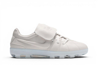 Nike Atelier Total 90 Cryoshot Sail