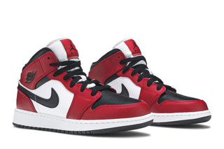Jordan 1 Mid Chicago Black Toe (GS)