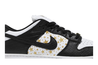 SB Dunk Low Supreme Black