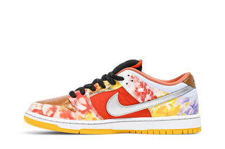 SB Dunk Low Street Hawker