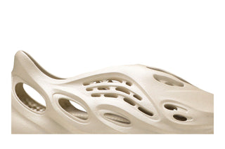 Adidas Yeezy Foam RNNR Sand