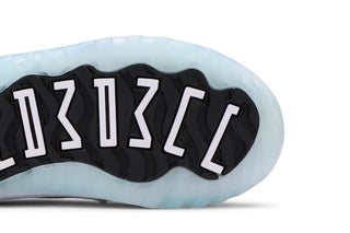 Jordan 11 Retro Low Legend Blue (TD)