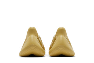 Adidas Yeezy Foam RNNR Sulfur