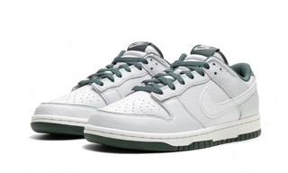 Dunk Low Retro SE Photon Dust Vintage Green