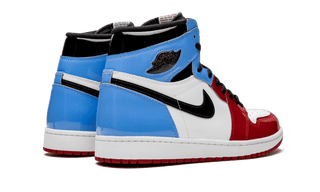 Jordan 1 Retro High sans peur UNC Chicago