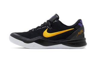 Kobe 8 Protro Lakers à l'extérieur