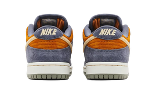 SB Dunk Low Light Carbon Monarch